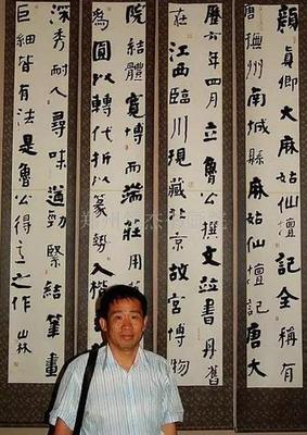 李国胜,河北东光人.现为中国书法家协会会员,河北省书法家协会理事.
